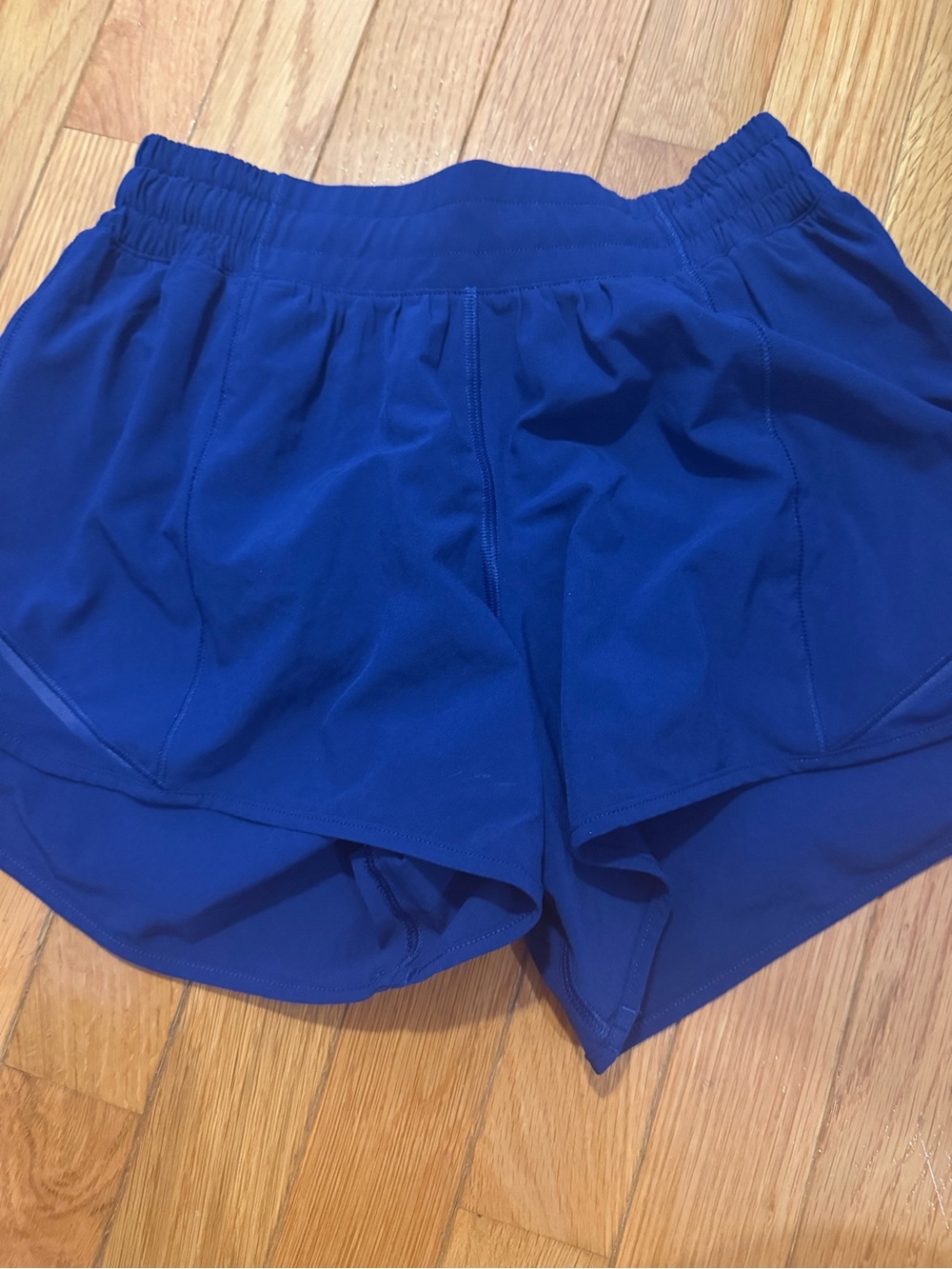 lululemon athletica Women’s Performance Shorts - Cobalt Blue size 4 length 4